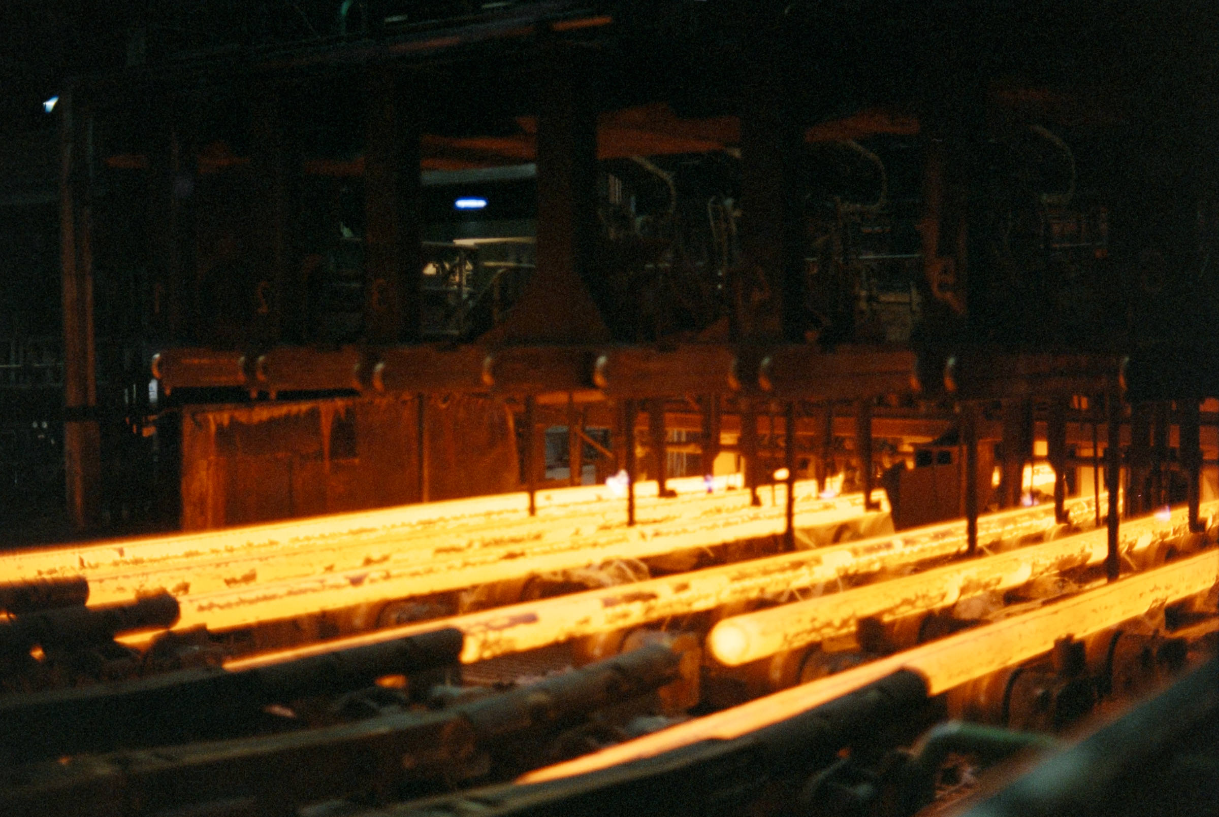 AHP film 2004 11 003 sc240828 img03 NLP